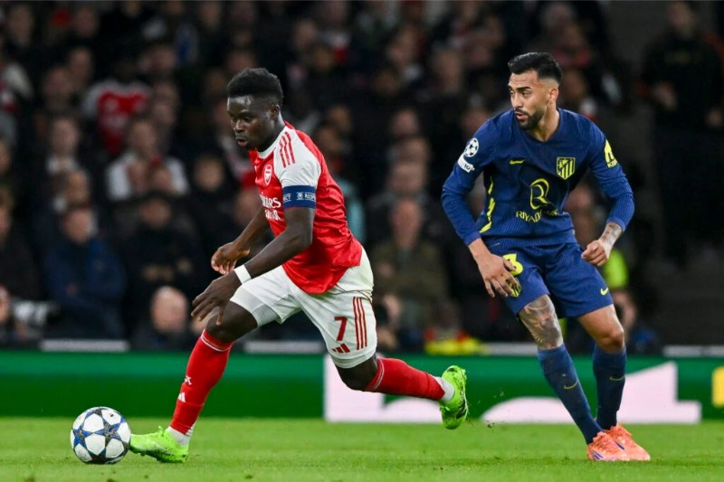 Atletico Madrid gặp khó trước Arsenal